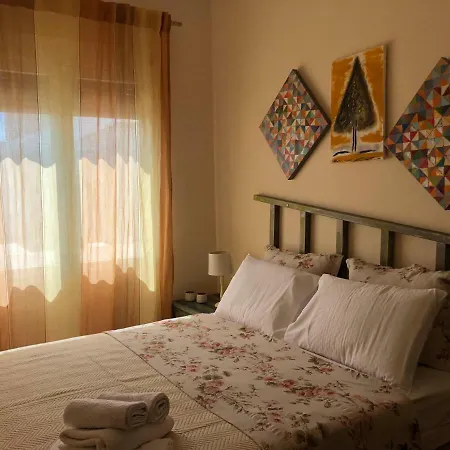 Apartment Averoff *